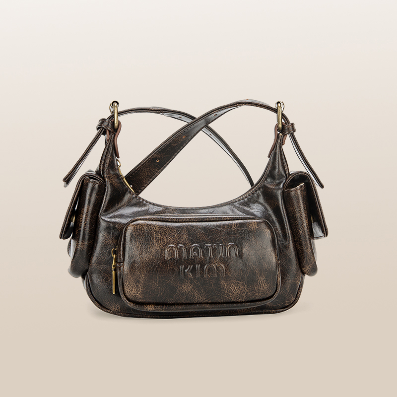 Solid color crossbody bag fashionable versatile. It suitable for daily use. This is the best choice give to friends and family f08d 93b6 80a3 5184 c29