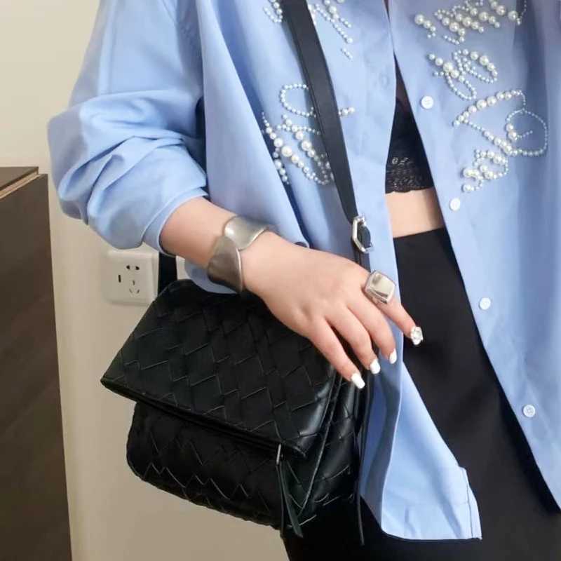 Korean Casual Box Message Bags For Women Luxury Designer Handbag And Purses 2025 New In PU Cross Weaving Small Underarm ShoulderW251115