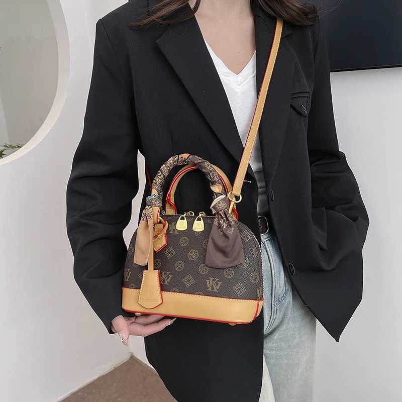 Elegant Ladies Tote Bags Leather Handbag Crossbody Design From Famous Designer Luxury Brand For Everyday UseW251115