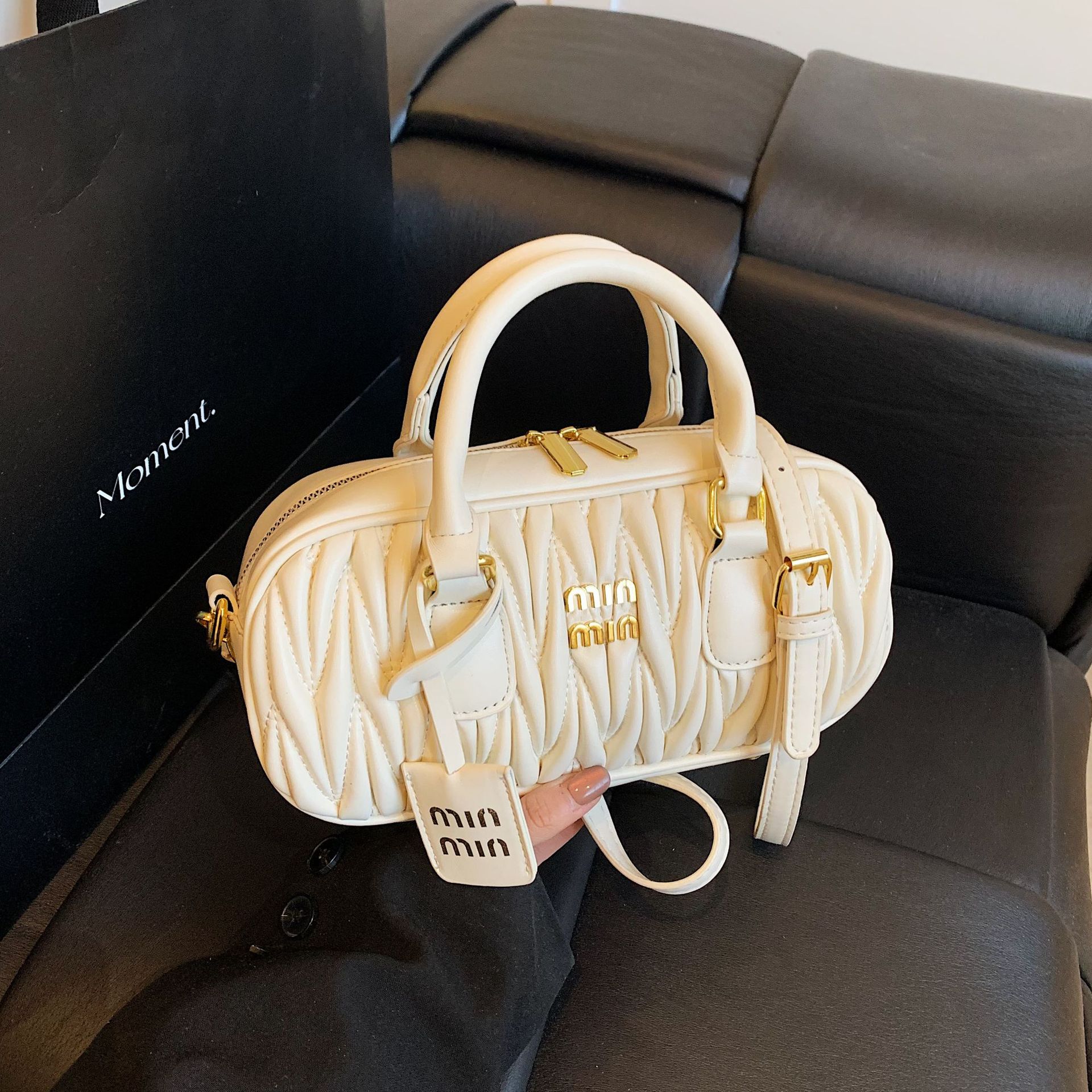 designer bag 2025 Wrinkled handbag min's women's bag bowling fashion Shoulder crossbody small square pillow bag