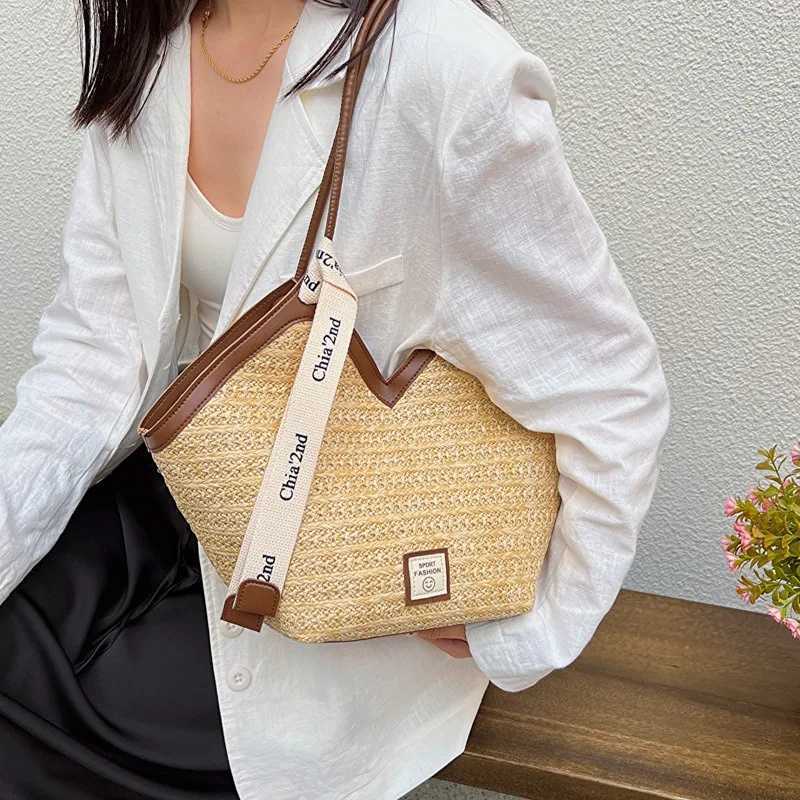 Womens large capacity shoulder bag summer grass basket womens handbag fashionable designer beach bag Bali shopping bag Z250416