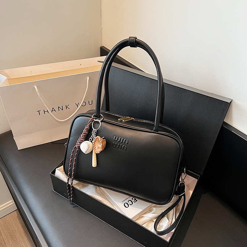 designer bag new style bowling pillow bag versatile and large-capacity tote briefcase fashionable commuter bag for hand-held and cross-body
