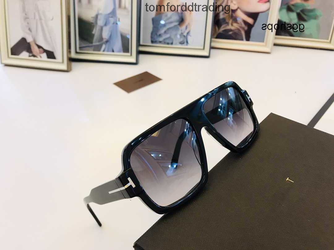 Tomism fordism TomForddly Retro Designer Sunglasses for Men and Women - Fashionable Shades with Mirrored Lenses Pc Frames Box -s 6 Colors U446 S0BX