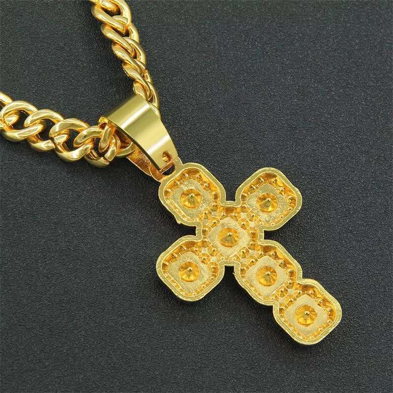 DHcollection Diamond Large Cross Pendant Necklace.