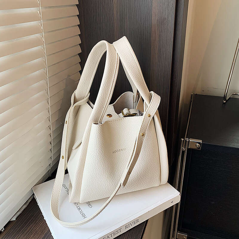 Female baozi mother 2025 winter new Korean version vegetable basket simple handbag soft leather shoulder diagonal cross bucket bag