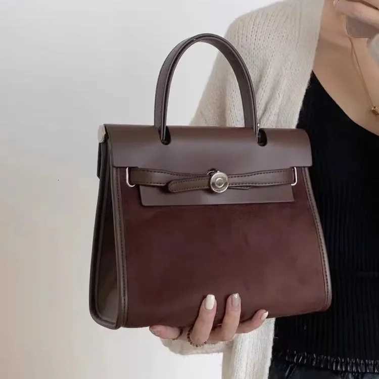 2024 Spring Summer New Canva Maillard Handbag High-end Feel Single Shoulder Slant Crossbody Bag Commute Womens BagW251115