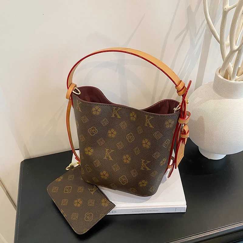 Elegant Leather Shoulder Bag Handbag For Women Crossbody Messenger By Luxury Brand Famous Designer PopularW251115