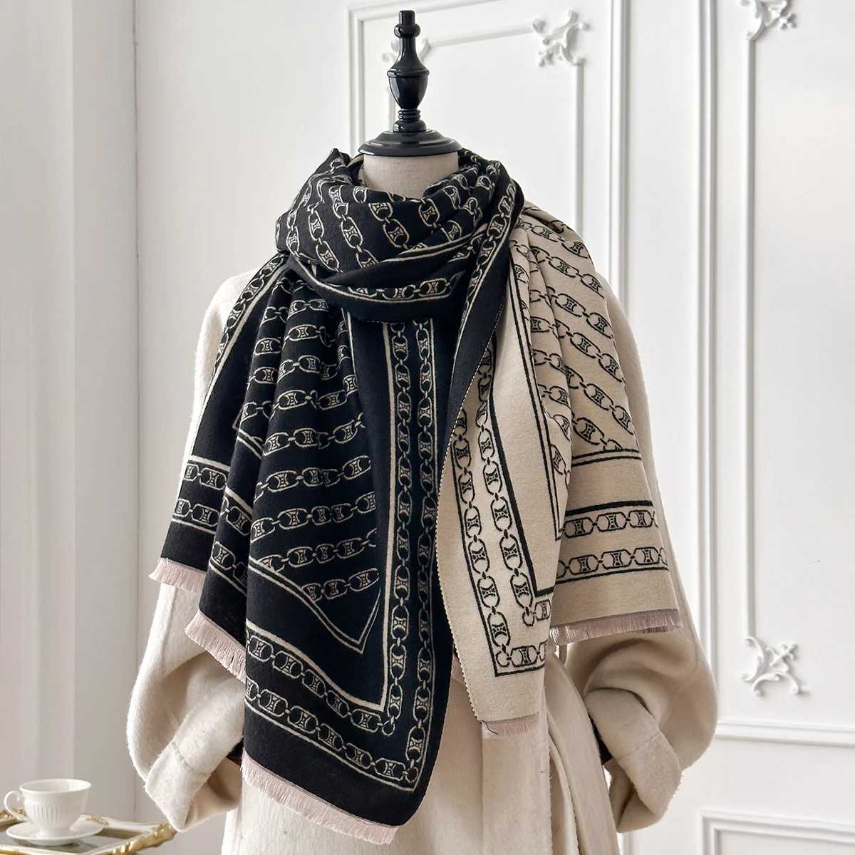 Luxury Womens Winter Fashion Faux Cashmere Scarf Vintage Floral Print With Tassels Thick Warm Shawl Trendy Wrap For Cold Weather Y251115