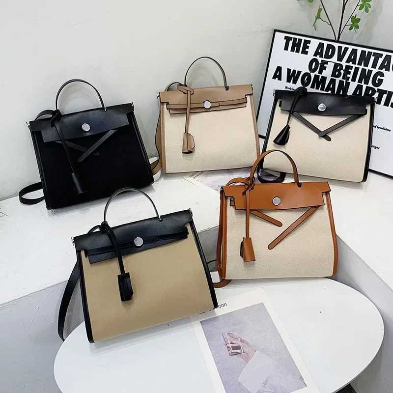 Luxury Unique Vintage Messenger Bag For Women With Large Capacity And Elegant Paris Fashion DesignW251115