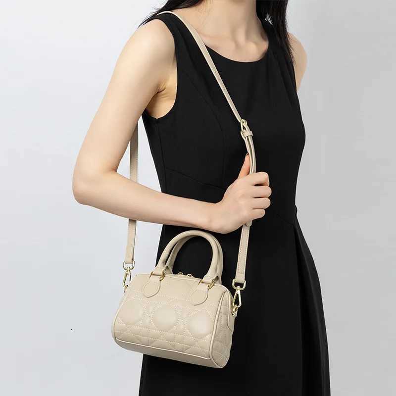 Genuine Leather Womens Small Elegant Handbag Handheld Single Shoulder Crossbody Bag for Daily Commuting Versatile Vintage StyleW251115