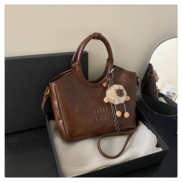 designer bag new Fashionable high-grade textured soft leather bag for women Versatile handbag Commuter crossbody basket bucket bag