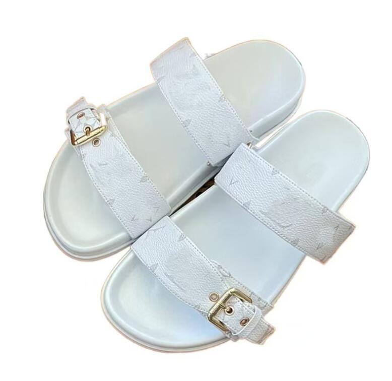Luxury Designer Leather Women's Sandals Summer Flat Shoes Fashion Beach Women's Slippers Letter Slippers size35-42 Y29