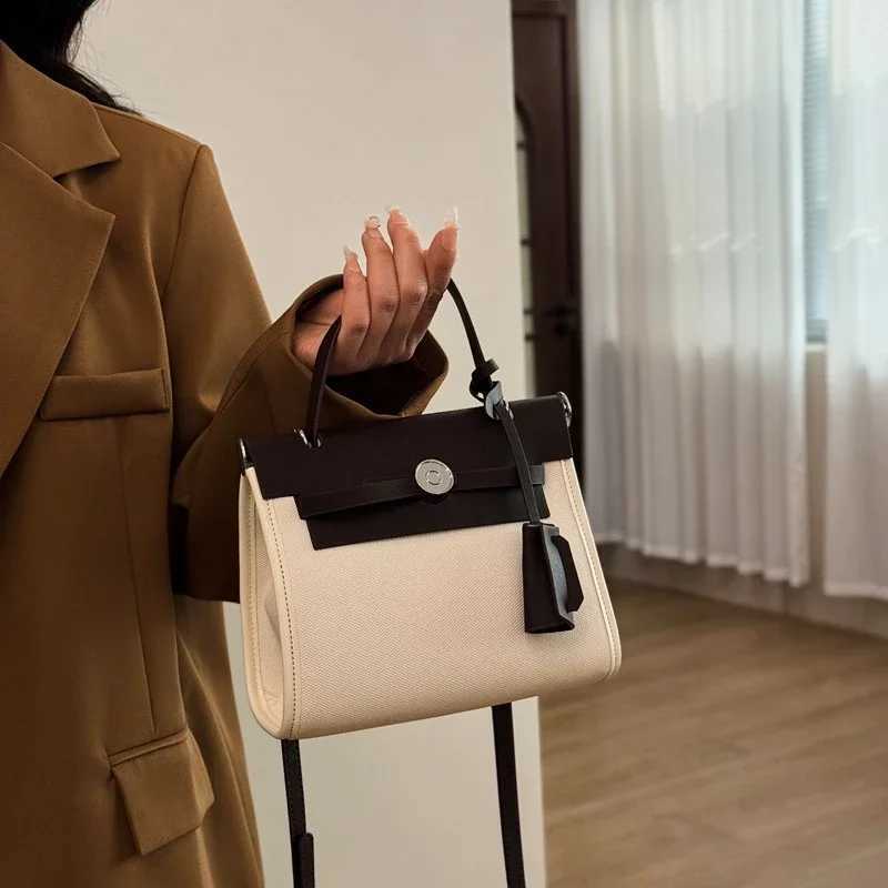 Luxury Womens Shoulder Bag Premium Leather Handbag Vintage Designer Crossbody Purse for Daily UseW251115