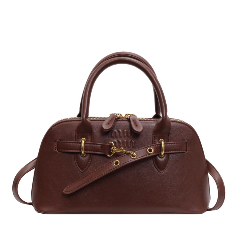 designer bag 2025 new Retro small bag for women with a sense of luxury Versatile crossbody bag Fashionable single-shoulder and hand-held shell bag