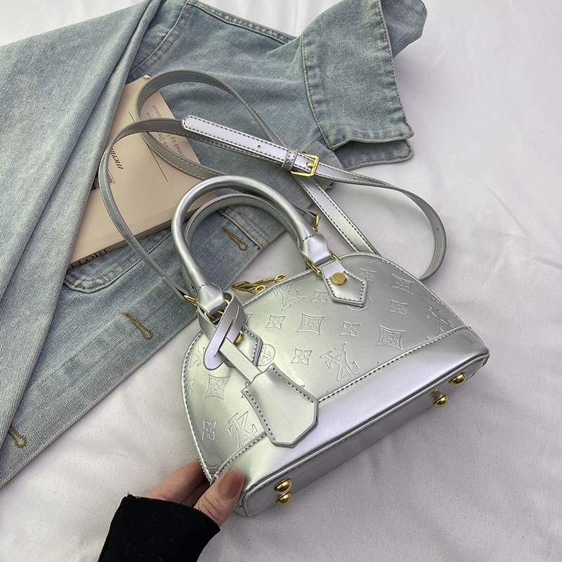 free shipping designers bags for womens ladies 2025 new shoulder crossbody bag handbag with high end texture personality and fashion for daily outfit