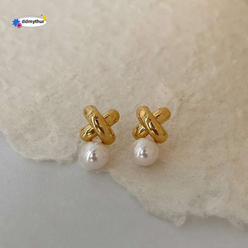 Cute Imitation Pearl Metal Post Earrings For Women Fashion Jewelry Career Accessories Trendy New Elegant Style Fancy Gifts C1424 ddmythur