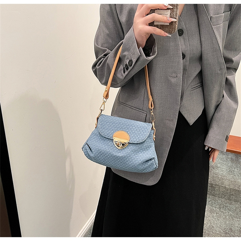 Designer free shipping designer for womens 2025 new shoulder crossbody denim saddle bag versatile fashionable and simple