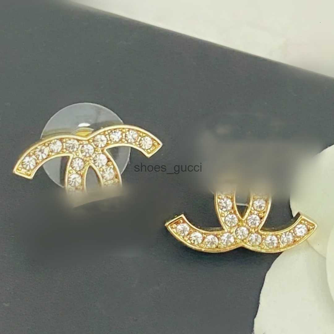 luxury designer stud earrings: 18k diamond c letter jewelry for women elegant wedding channels chanels cc special occasion gifts s2 H53X
