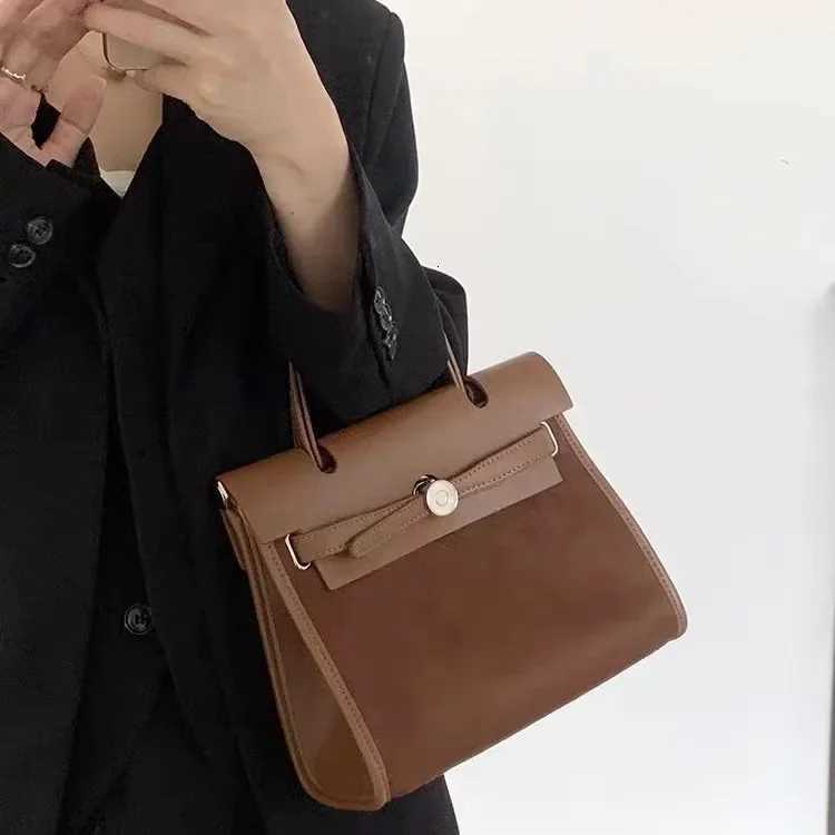 2024 Spring Summer New Canva Maillard Handbag High-end Feel Single Shoulder Slant Crossbody Bag Commute Womens BagW251115