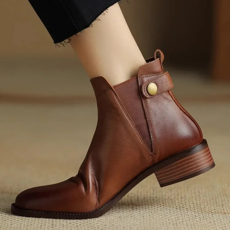 Leather Short Boots Women Winter Round Toe Solid Color Retro Ankle Boots Ladies Chelsea Boot Soft Booties 250415