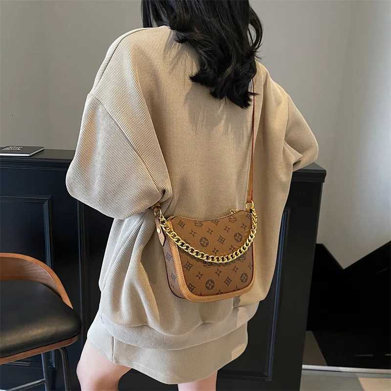 2025 Vintage Print Bucket Bag for Women Adjustable Crossbody Strap Shoulder Purse with Top Handle Day to Night BagW251115