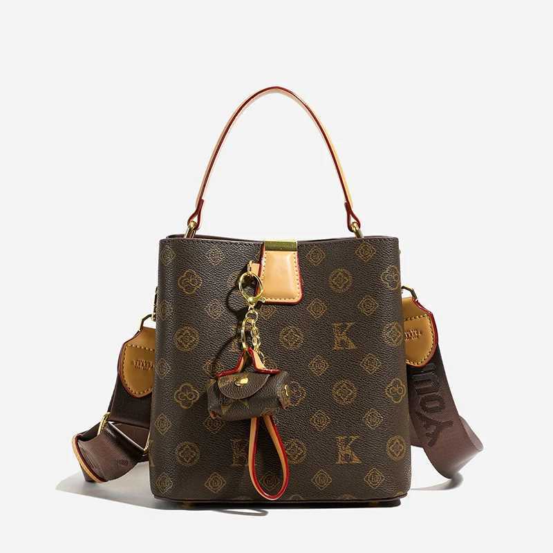 Luxury Brand Leather Handbags Women Tote Shoulder Bag Crossbody Messenger Famous Designer Popular Classic Elegant And FashionW251115
