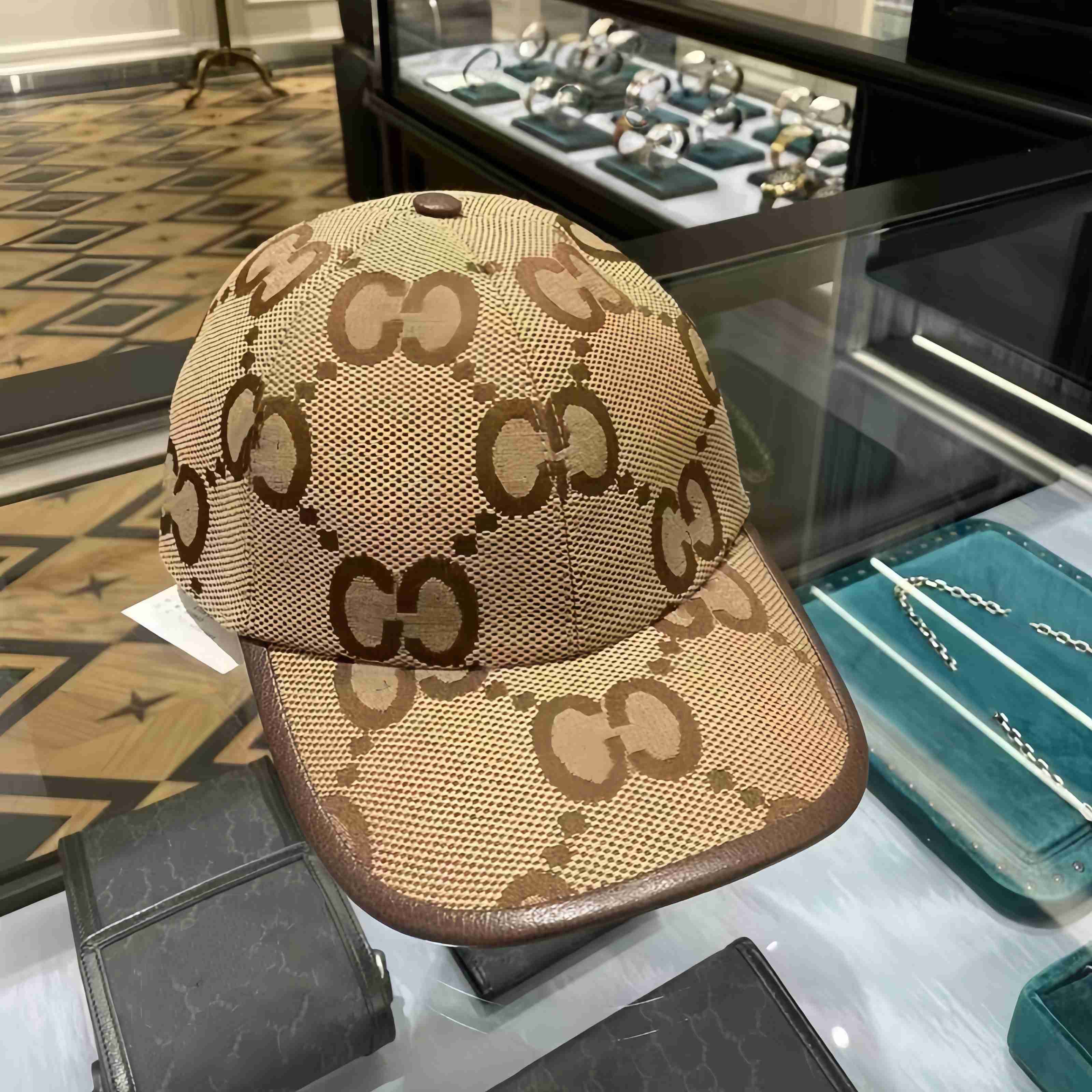 top baseball cap designer hat caps casquette luxe snake tiger bee cat canvas guccily gucciily gg featuring men dust bag fashion women hats sun adjustable quality DNNO
