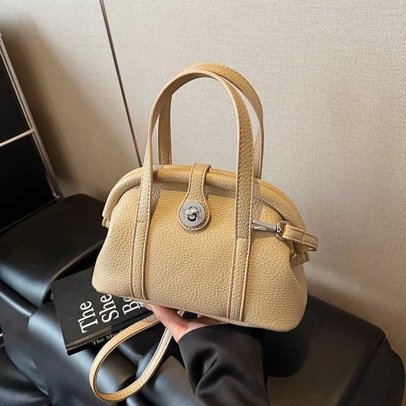 Solid Color Top Handle Bag Versatile Shoulder Purse for Women Chic Crossbody Tote Minimalist Day-to-Night Ba Fashion Sling BagW251115