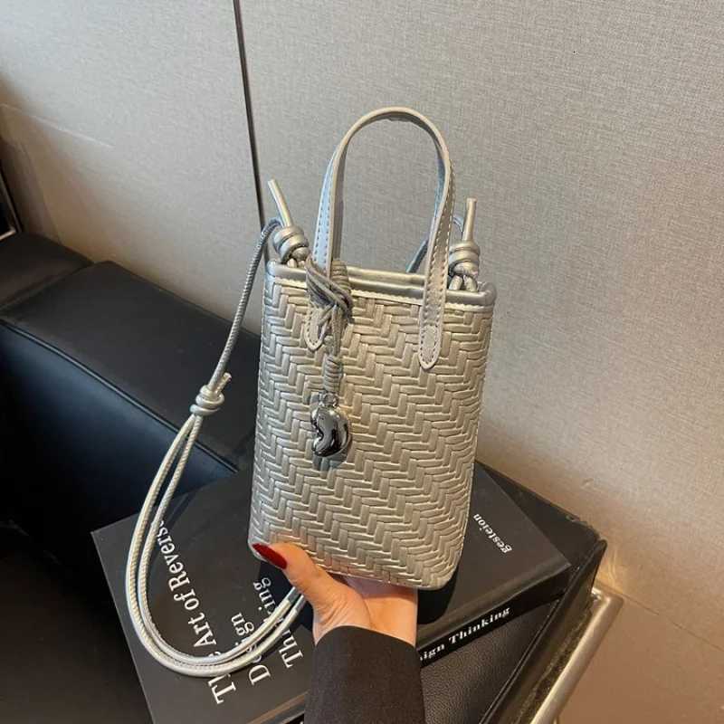 Famous Designer Leather Crossbody Bag For Women Adjustable Strap Elegant And Versatile StyleW251115