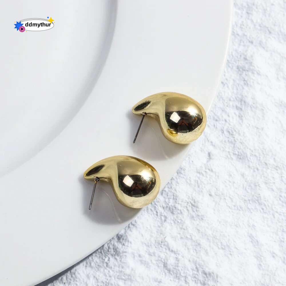 Small Gold Color Water Drop Stud Earring for Women Ear Jewelry Simple Valentine's Day Gift ddmythur