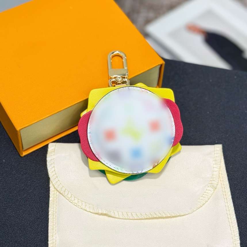 Designer Keychain Hamburger Pizza Donut Biscuit Chocolate Bag Charm Keychains Wallet Accessries Fashion Men Women Earphone bag Charms Leather Pendant gift