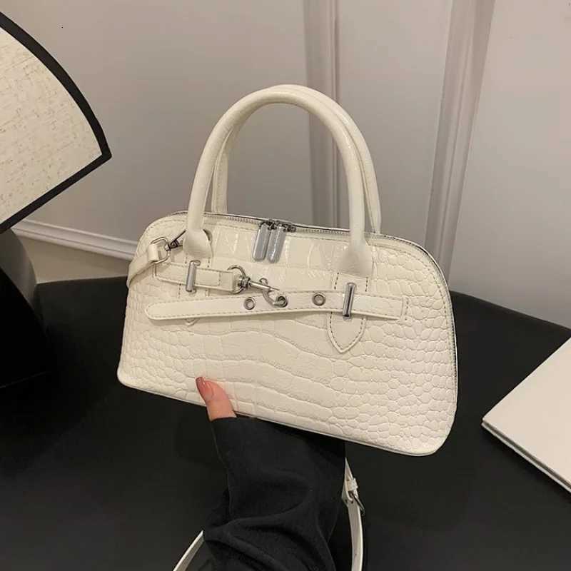 Stylish Classic Leather Ladies Messenger Bag Crossbody Handbag Shoulder Tote For EverydayW251115