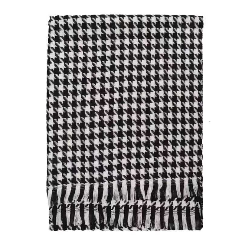 Luxury Houndstooth Scarf Set Luxury Fringe Unisex Winter Warm Couple Gift Day to Night Y251115