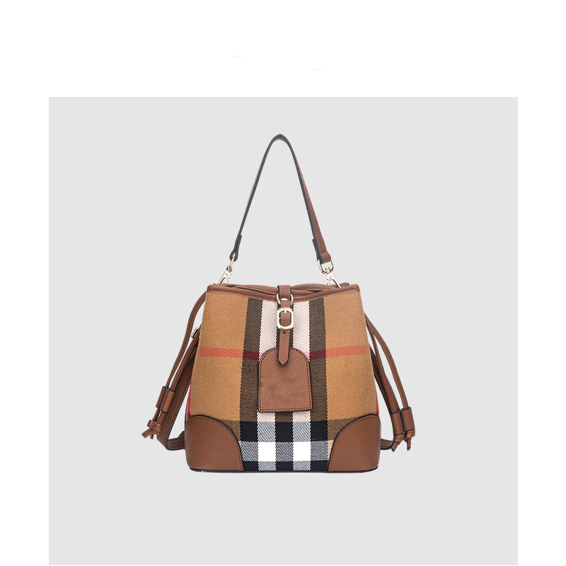 Grid bucket bags are fashionable versatile, with a wide range of uses. It suitable for daily use. This is the best choice give to friends and family 9