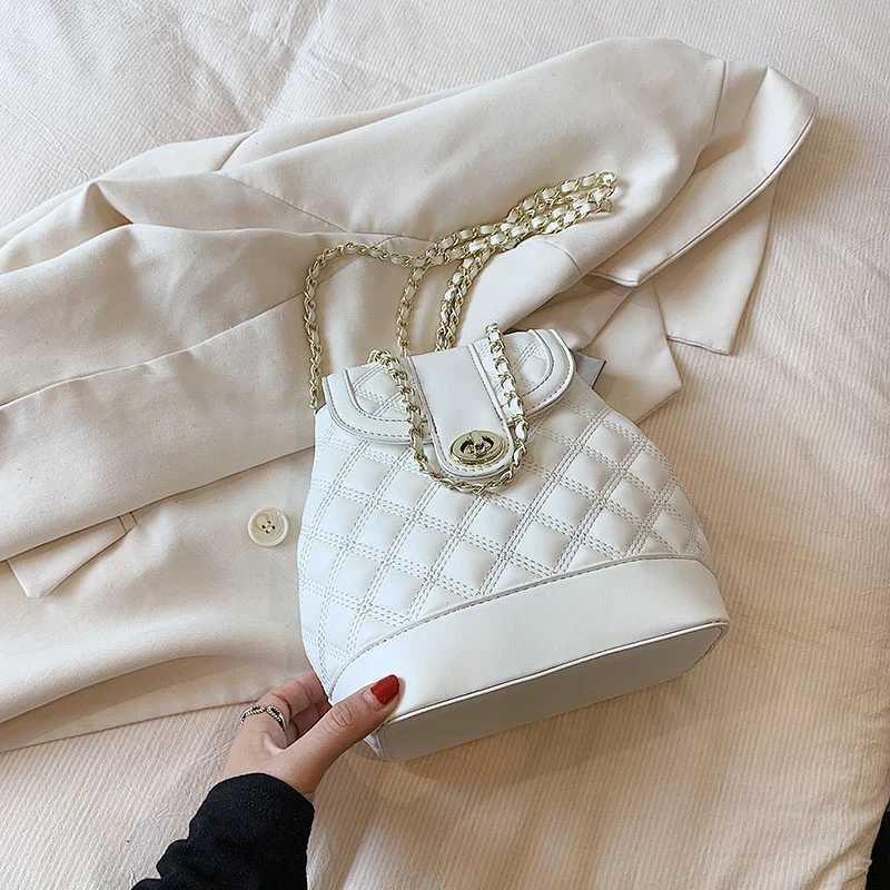 Trendy Versatile Womens Bag - French Niche Crossbody New Style High-End Exquisite European American Sweet BagW251115