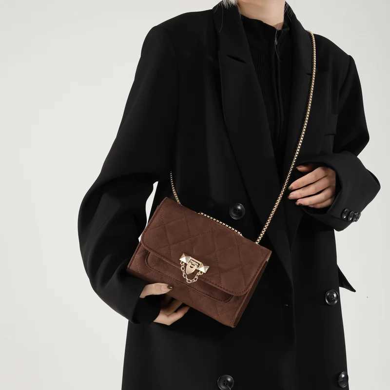 Imitation Suede Women Chain Shoulder Bags Solid Color Flap Bag New Female Small Underarm Bag Fashion Commute Crossbody BagW251115