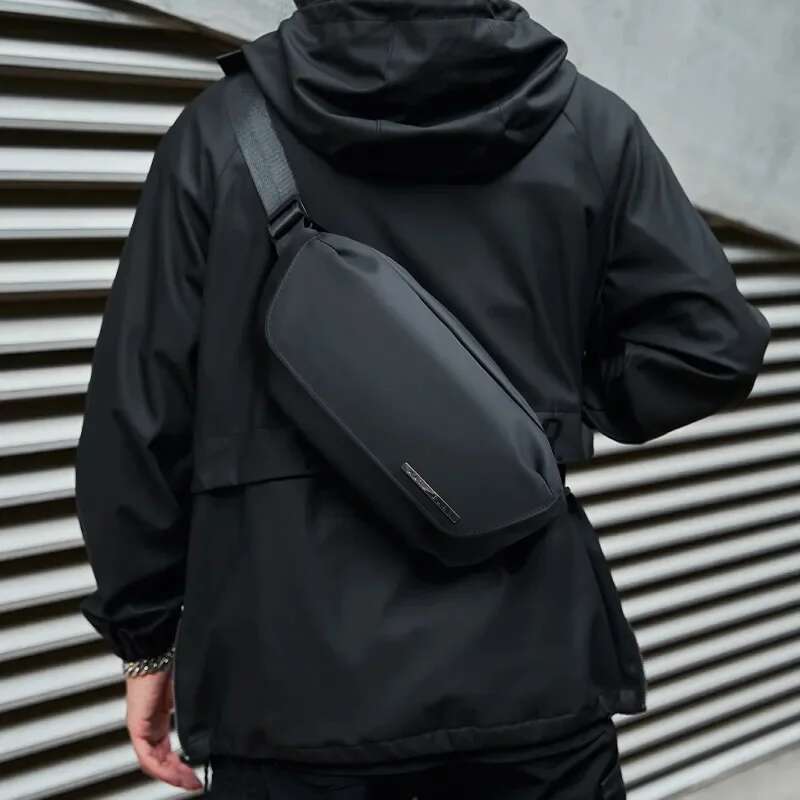 Quality Fashion Crossbody For Men NEW Hot Chest Messenger Bags Anti-Theft Zipper 7.9Inch Ipad Waterproof Short Trip Shoulder Bag