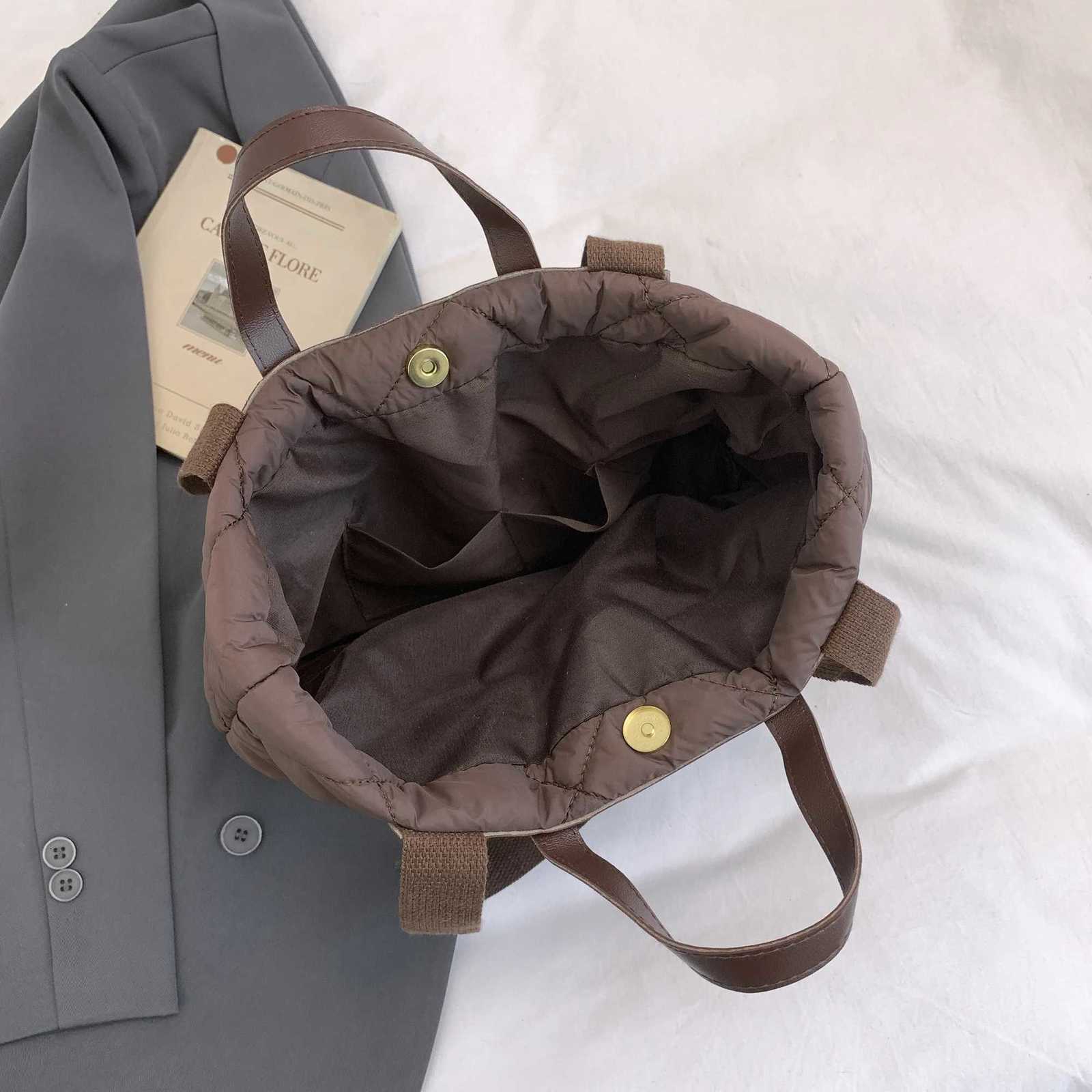 2025 New Winter Handbag Black Fall/Winter Rhombus Space Cotton Shoulder Bag Large Capacity All-Match Nylon Shopping Tote BagW251115