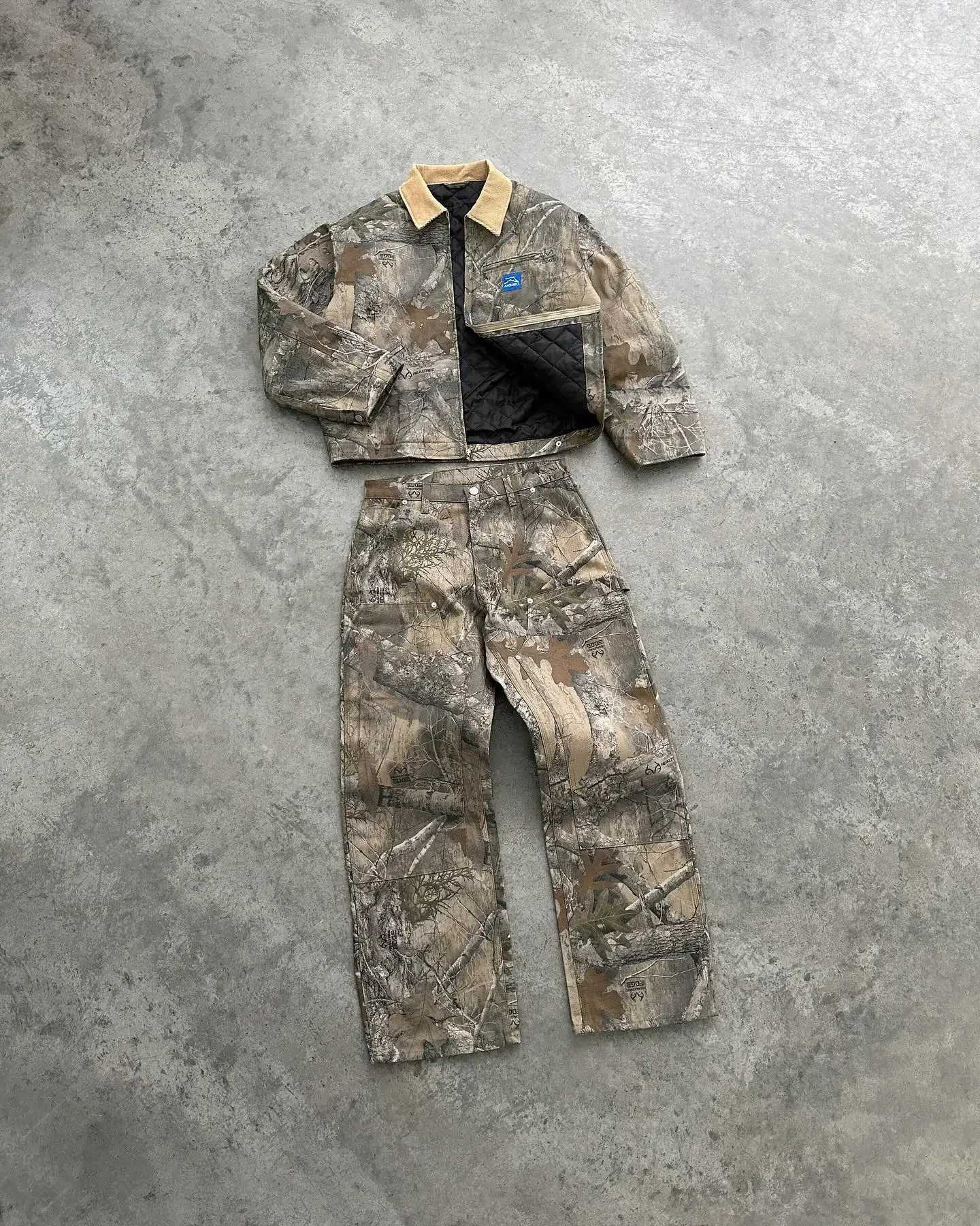 Akimbo Fashion Camouflage Leaf Pine Coat Mens Y2K New Harajuku Hip Hop Gothic Retro Couple Casual American Street ClothingXJ250416