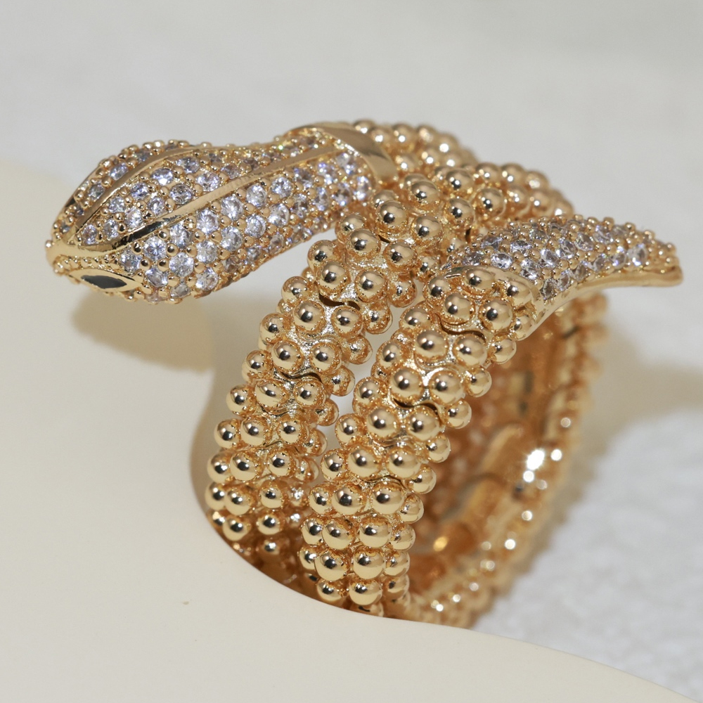 B Serpenti Ring Designer jewelry classic 18k rose gold womens diamond wedding fashion accessories mens springloaded open rings high quality holiday gifts JS324