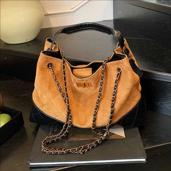 2025 New Crossbody Bag for Women Trendy Tote Design Elegant Luxury Handbag with Chain Stylish Shoulder Bag Multi-Color FashionW251117