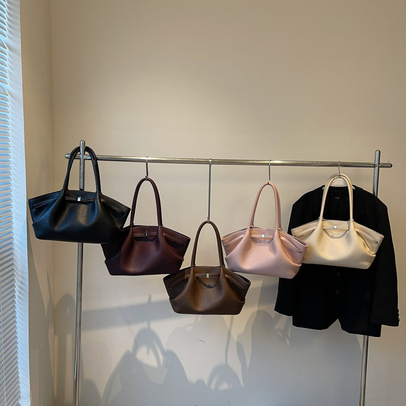Wrinkled Hand-held Bucket Bag 2025 Spring New Casual Simple Handbag Suitable For Women's Work And Commuting Large Capacity Shoulder Bag Fashionab