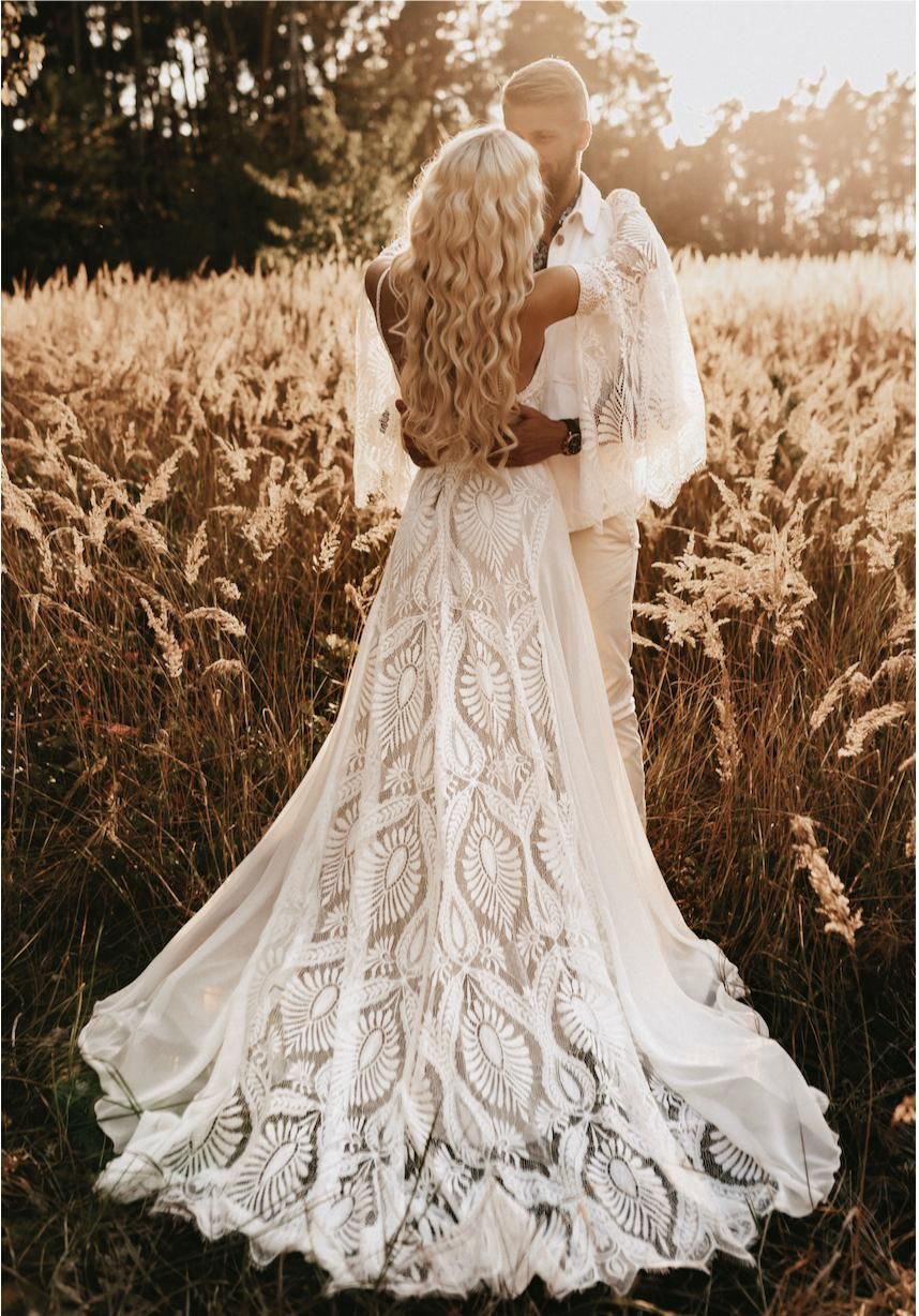 Hippie Crochet Lace Dress 2026 Slit Sexy Backless Chic Civil Bohemian Wedding Dresses With Sleeves Romantic Bride vestido novia robe de mariee