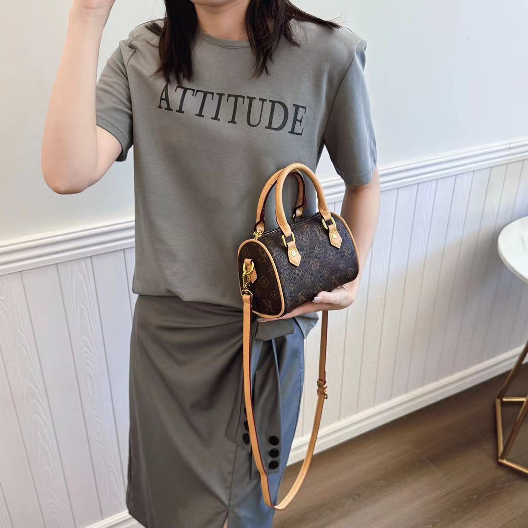 Free shipping bags, women's bags, Boston pillow bags, fashionable and versatile bags, single-shoulder crossbody bags