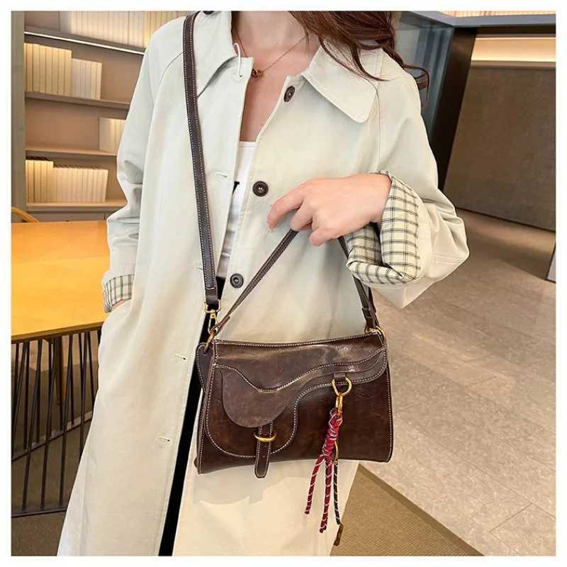 Elegant High-End Shopper Bag For Fashionable Women With Large Capacity Solid Color And Versatile Commuter UseW251117