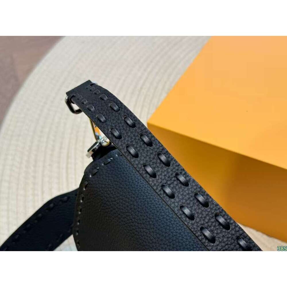 Hot Selling Women Designer Clutch Handbags Solid Color Leather Underarm Shoulder Bag Casual Female Shopper Tote Luxury Hobos Bags Designer Bags
