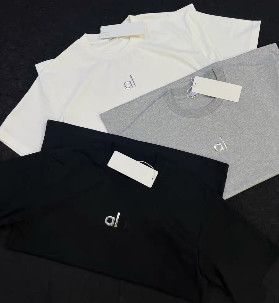 Summer brand fashionable women's T-shirts, new round-neck short-sleeved pure cotton T-shirts, high-end fashionable women's casual T-shirts.