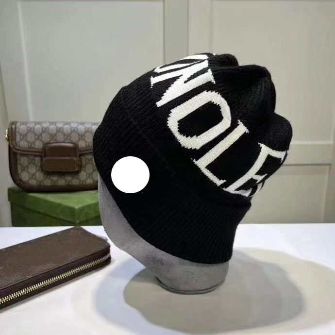 Winter knitted beanie designer cap fashionable bonnet dressy autumn hats for men skull outdoor womens hat cappelli travel skiing wholesale price Knitted hat hot P19