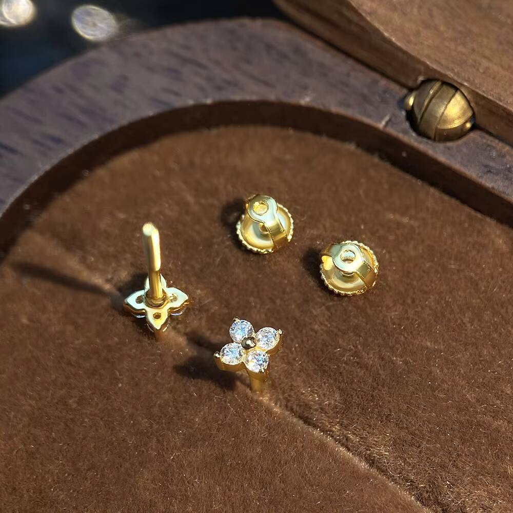 925 Sterling Silver Diamond Wedding Clover Flower Earrings VVS Moissanite Stud Screwback Daily Wear Stud Earrings