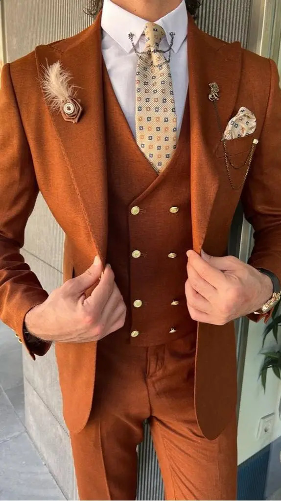 Latest Rust Color Slim Fit Three Piece Men Suits Lapel Wedding Groom Tuxedos Man Dress Terno Blazer Vest Pant 250415